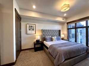 Blackstone Overlook 312 by SkyRun Park City