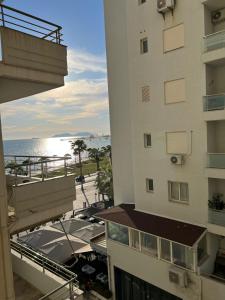 Aron Luxury Apartment