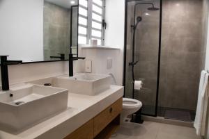 2-Bedroom Mont Choisy Apartment with Private Rooftop Pool & Sunset View