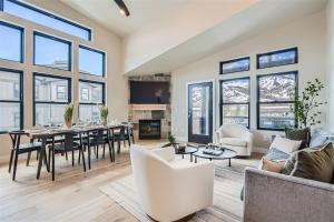 Helling Circle Hideaway 303 by SkyRun Park City