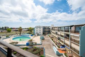 Studio cabine cosy Lagon Bleu Piscine, clim, parking, wifi inclus