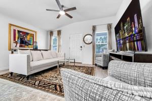 Brand New 2-2 Villa with Golf Cart