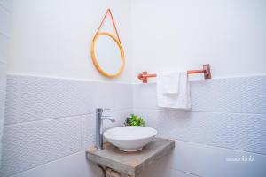 SantiChanti Walk to Sunzal Beach