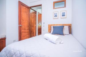 SantiChanti Walk to Sunzal Beach