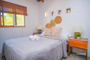 SantiChanti Walk to Sunzal Beach