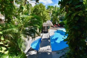 Riviera del Sol Amazing King Size Deluxe Suite 301