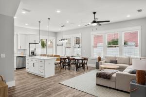 Sunrise Terrace - Pool - Beach Access - Rooftop Deck