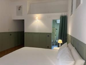 SANTELIGIO APARTMENTS & ROOMS