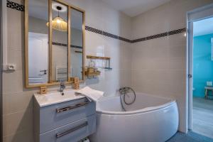 Maisons de vacances Maison des Bouillats - Welkeys : photos des chambres