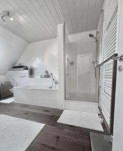 SÜDSEE GLÜCK - Maisonette Deluxe App auf 2 Ebenen - auf der Insel Xanten-Wardt zwischen Südsee-Nordsee