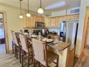 Silverado Sanctuary by SkyRun Park City