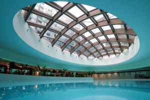 Diamond class 2 Hanza Tower