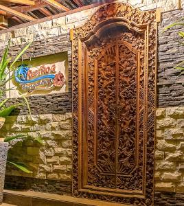 Red Frog Bungalows Ocean Resort