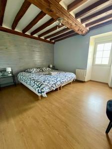 Appartements La Glycine, avec acces piscine et jacuzzi : photos des chambres