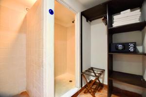 Riviera del Sol Amazing Double Queen Junior Suite 306