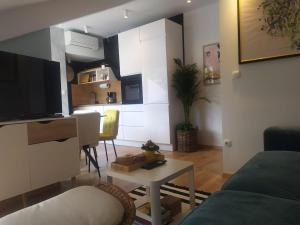 Beachside Loft near Dubrovnik