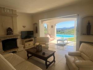 Villas Vue Imprenable a Grasse Plascassier : photos des chambres