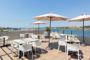 Hotels Golden Tulip Hotel & Rooftop Martigues Provence : photos des chambres