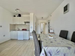 Cozy Apartment Rosmarin with private Pool