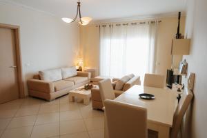 Thea Seaview Apartament