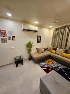 Pali Perch 1BHK with Peace, Charm and Bandra Vibes