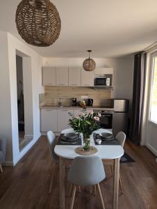Maisons de vacances Au Bocage Parfume Gite La Cigaline : photos des chambres
