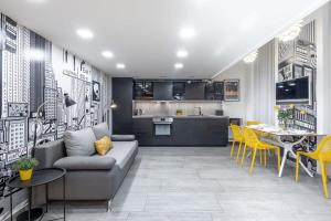 Stylish fully fitted apt close to the Danube