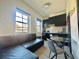 Golders Green Studio 61