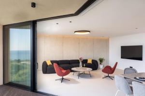 Modern Villa in Dubrovnik with Infinity Rooftop Pool