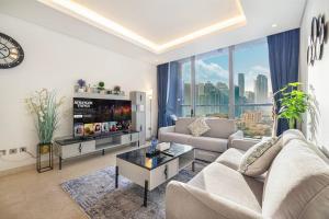 Luxe 1BR Burj View 10 min Walk to Dubai Mall