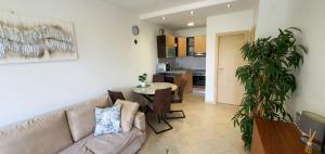 Apartma Sivi žako Novalja