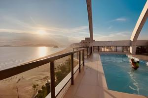 SHB - Charmoso Flat Com Vista Mar, Piscina e Wi Fi