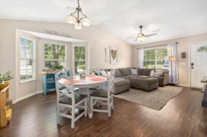 Cozy Cottage-3 mi to UofA-4 mi to DT