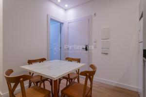 414 Flat Moderno e Bem Localizado a 120 metros da praia de Bombinhas Até 4 Pessoas