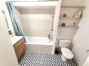 Appartements DisneyLand - Paris 20 min - Parking - 6 personnes : photos des chambres