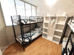 Appartements DisneyLand - Paris 20 min - Parking - 6 personnes : photos des chambres