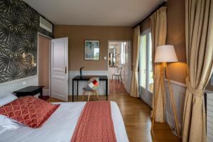 Hotels Hotel Beau Rivage Condrieu : photos des chambres
