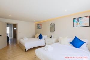 Winks Beach Patong Phuket