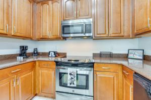 Pool, Hot Tub and Theatre Access Kissimmee Gem