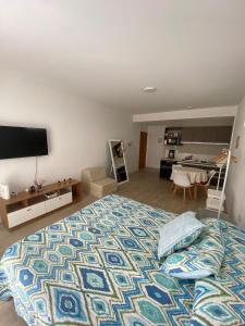 Decorado con cariño. ¡Muy buena ubicación!