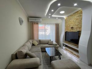 Leo Apartament