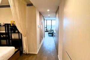 Capacious 1 Bedroom Apartment in Southbank
