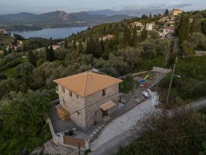 Villa Lithos