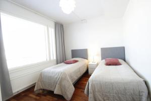 Central and Spacious Apartment for 6 with Sauna