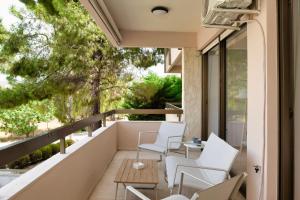 Sea Whisper Beach - Kavouri - Ious 15 by K&M