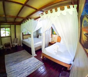 Red Frog Bungalows Ocean Resort