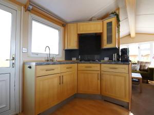 Cozy chalet in Tzummarum