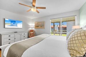 Dans Florida Condos Sea Dream at Runaway Bay
