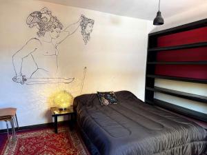 Unique Artist Home Greenery & Terrace