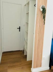 Le 32 - Studio rénové - Centre